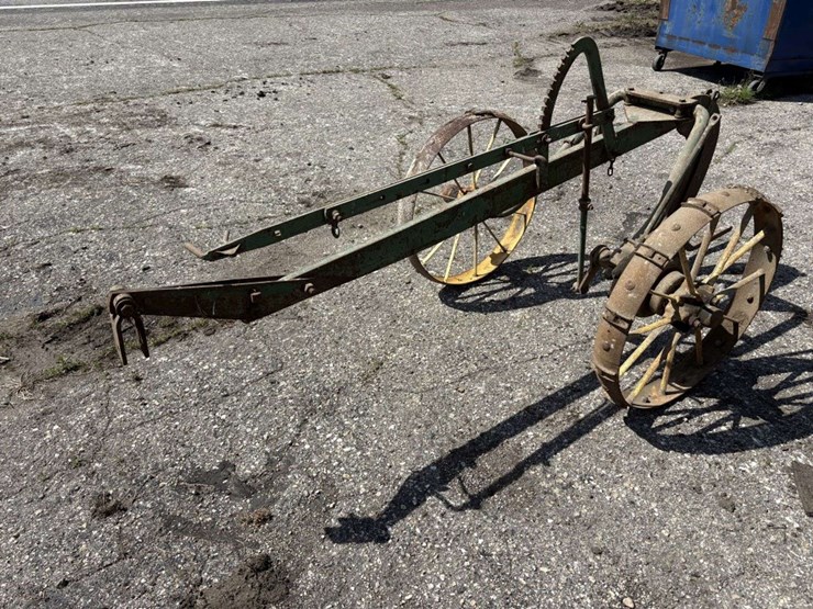 john-deere-single-shank-subsoiler,-on-steel,-clutch-lift-image-3