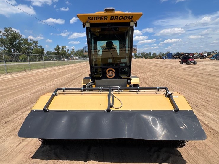 2023-smith-challenger-scm-400-sweeper-image-7