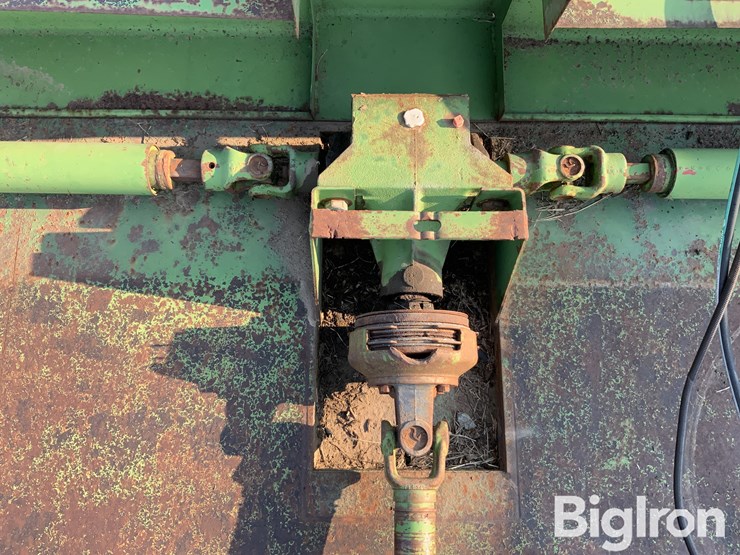 john-deere-1000-image-12