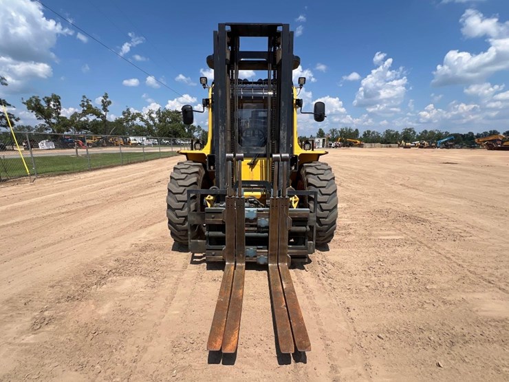 sellick-s80t4e-4ps-rough-terrain-forklift-image-7