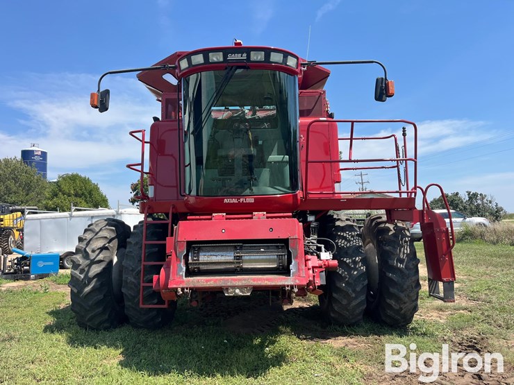 2006-case-ih-2388-image-2