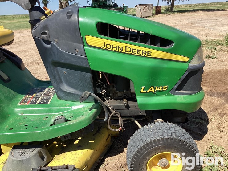 2009-john-deere-la145-image-18