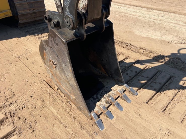 2017-takeuchi-tb290-image-19