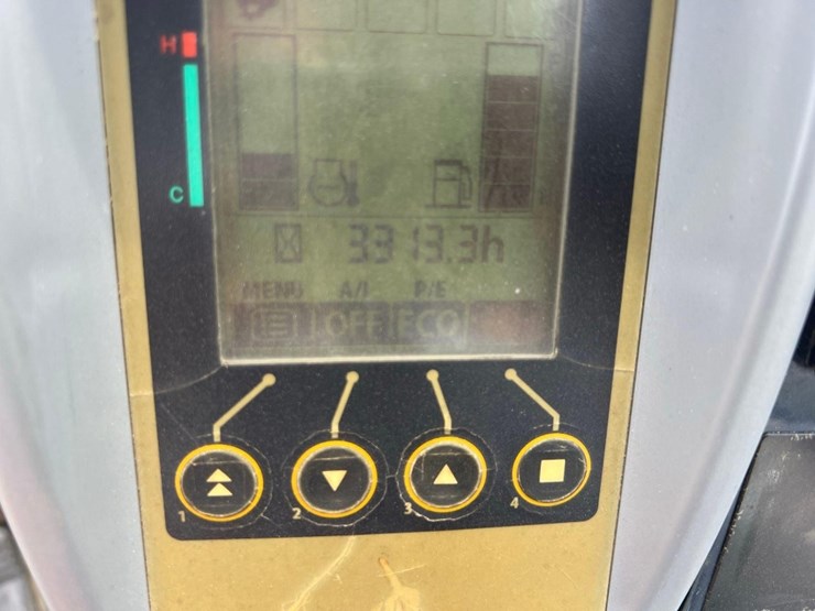 2018-deere-50g-image-31