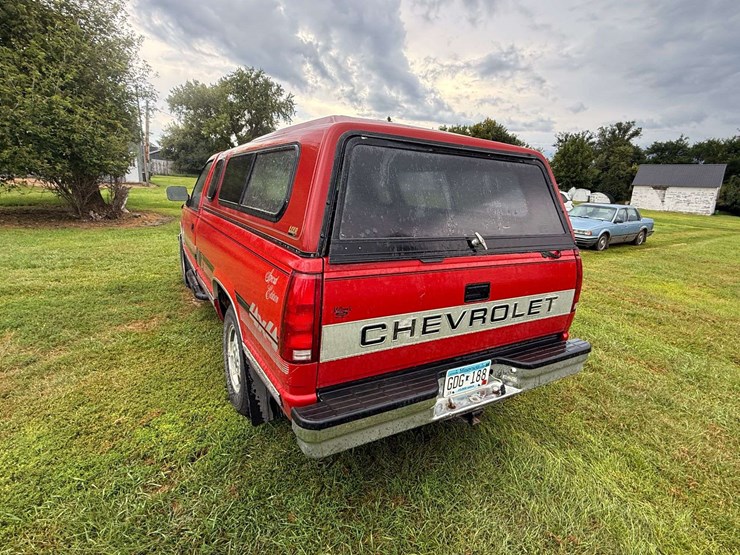 1993-chevrolet-silverado-image-14