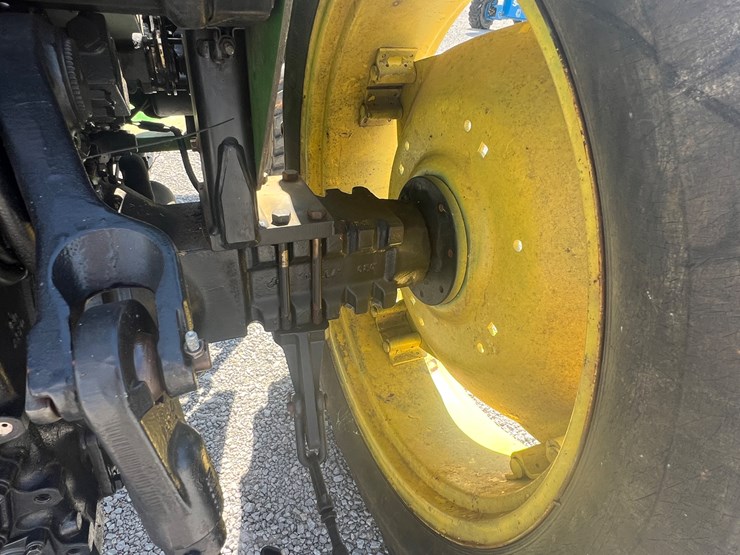 john-deere-5200-image-21