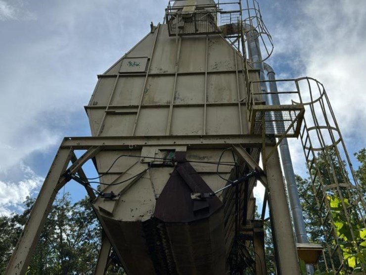 #130-•-sawdust-hoppers-image-2