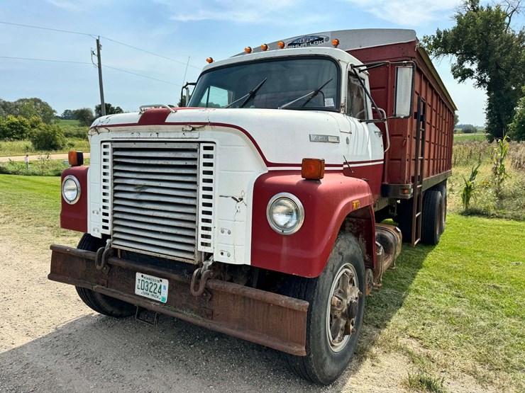 1978-international-fleetstar-image-14