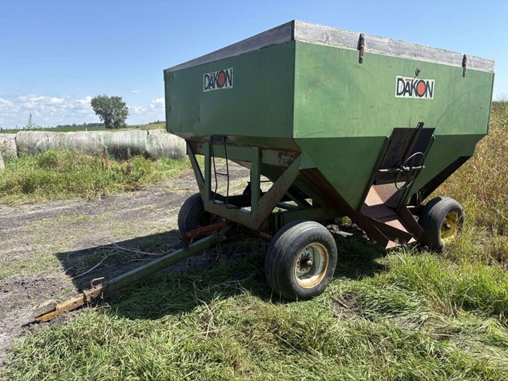 john-deere-1065a-image-1