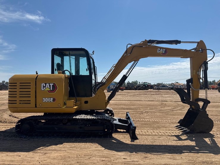 2016-caterpillar-306e-image-5