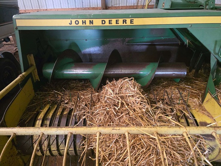 john-deere-336-image-7