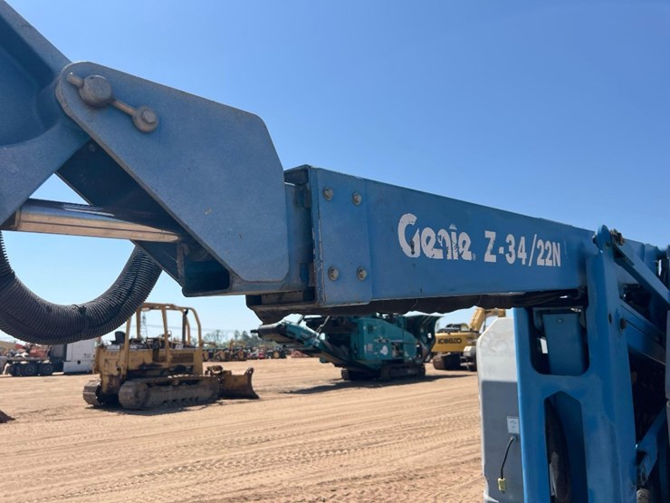 2005-genie-z-34/22-electric-telescopic-manlift-image-22