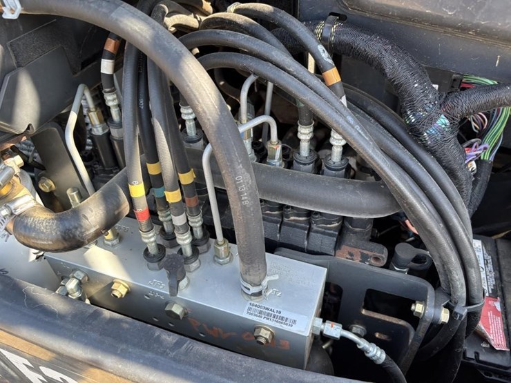 2014-bobcat-e35i-image-44