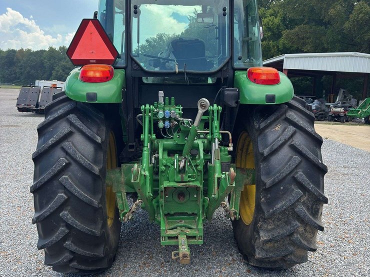 2020-john-deere-6120e-image-6