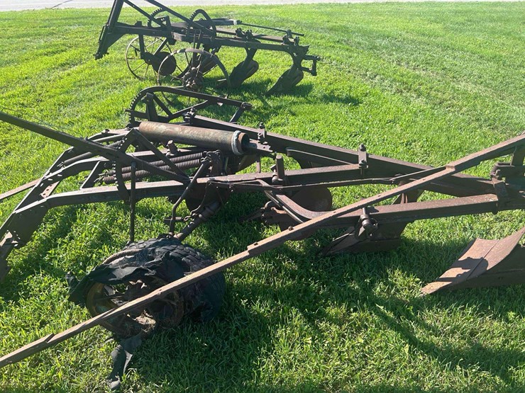 antique-plow-image-2