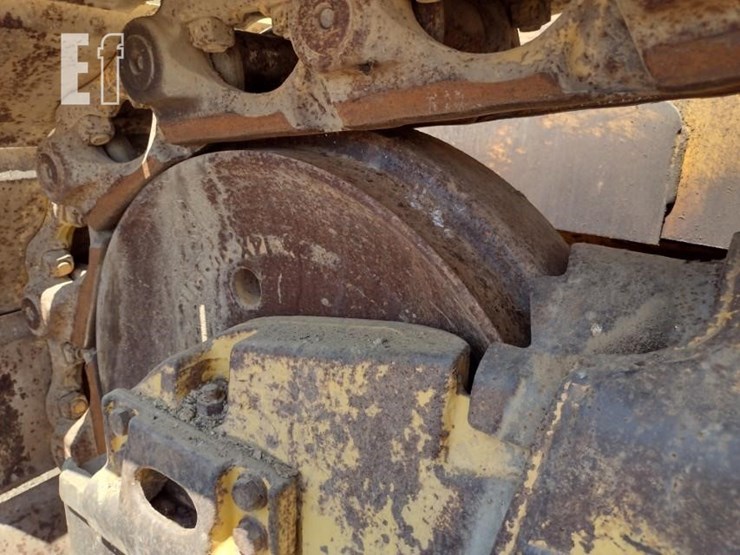 2004-komatsu-d65ex-15-image-26