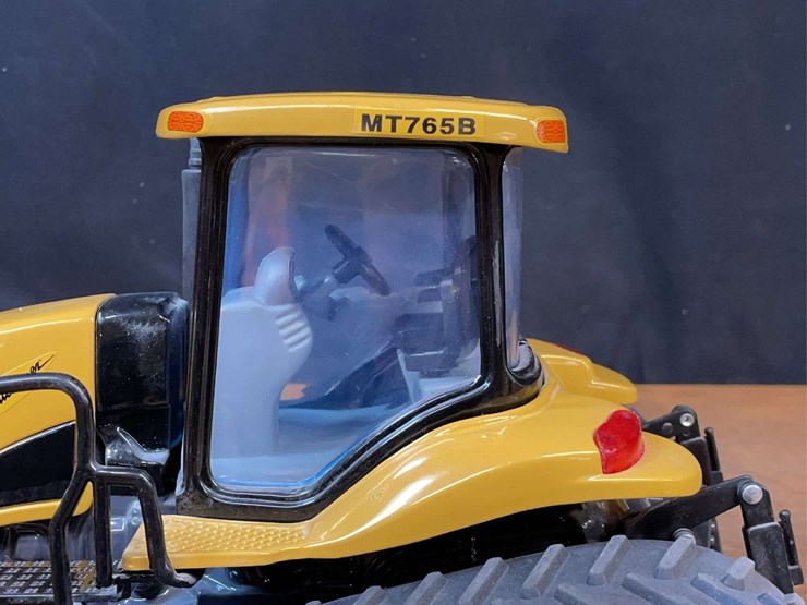 challenger-mt765b-image-12