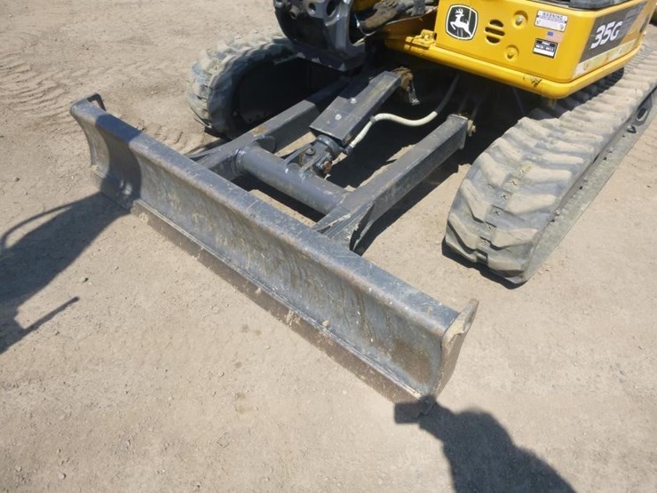 2022-deere-35g-image-20