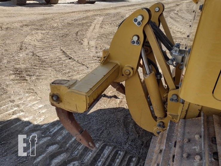 2021-caterpillar-d3-image-43