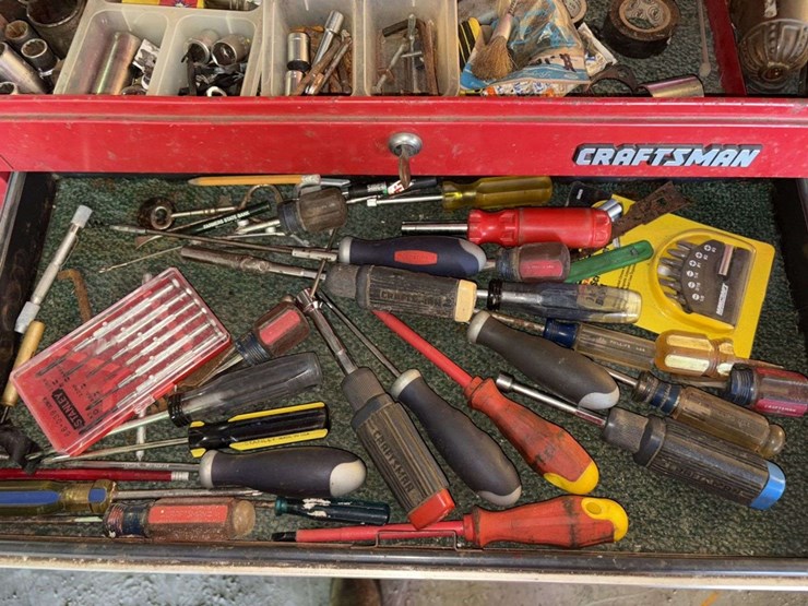 craftsman-tool-chest,-9-drawers,-with-contents-image-14