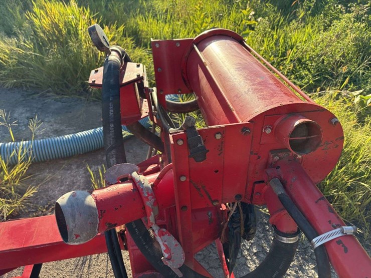 van-dale-liquid-manure-pump,-hydraulic,-self-priming,-540-pto,-on-2-wheel-cart,-15’x6”-suction-hose,-image-8
