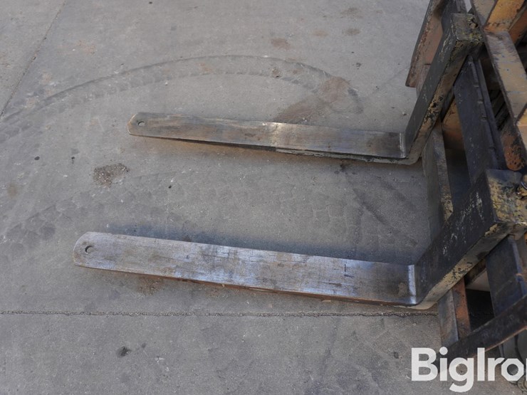 komatsu-fg20-8-image-11