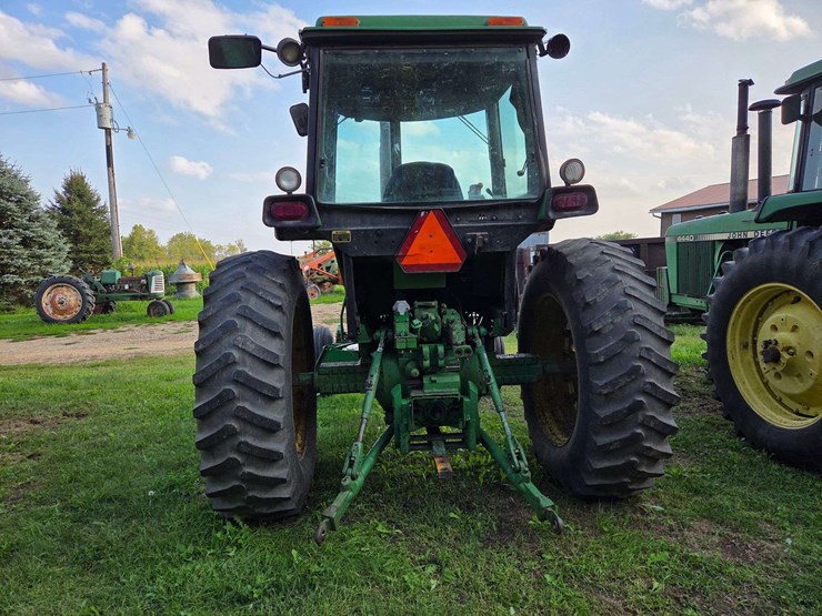 1981-john-deere-4440-image-28
