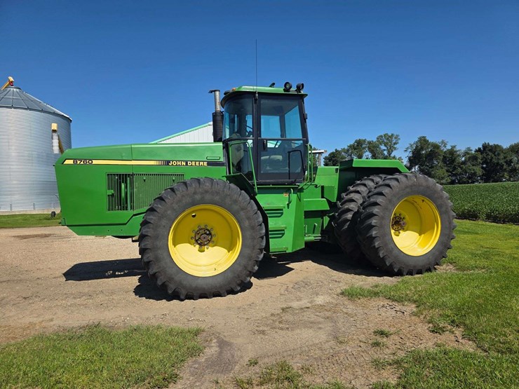 1989-john-deere-8760-image-34