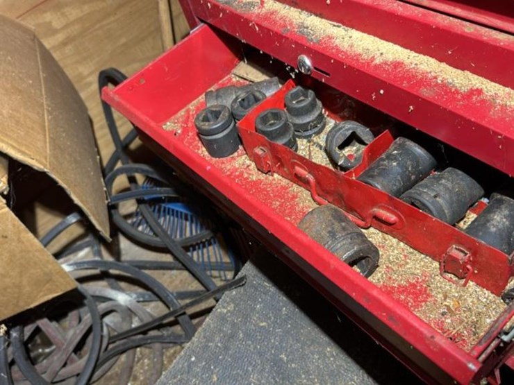 #150-•-entire-contents-of-parts-room-image-16