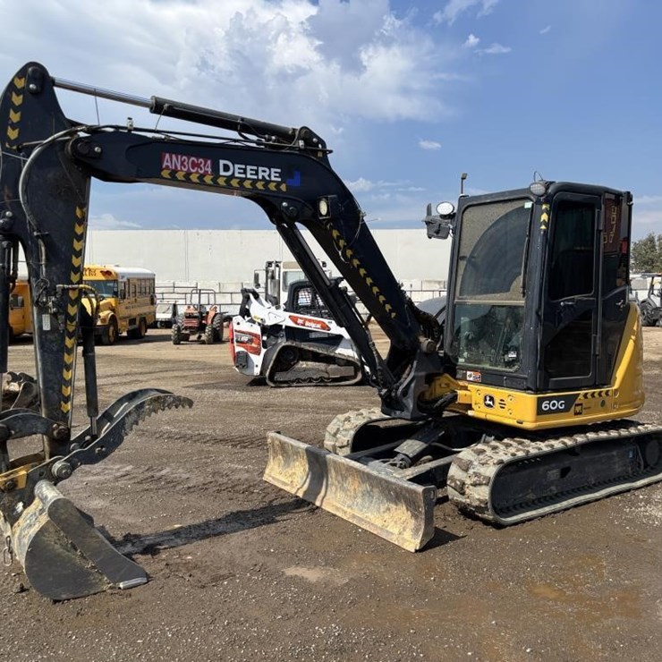 2023 DEERE 60G