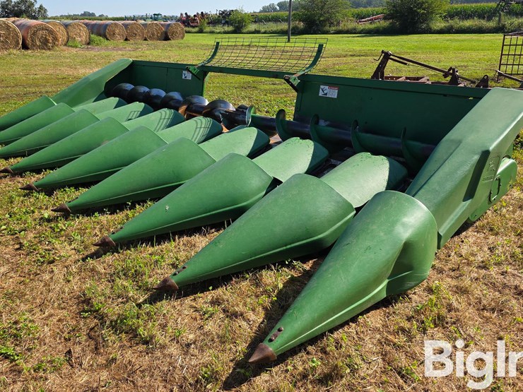 john-deere-843-image-1