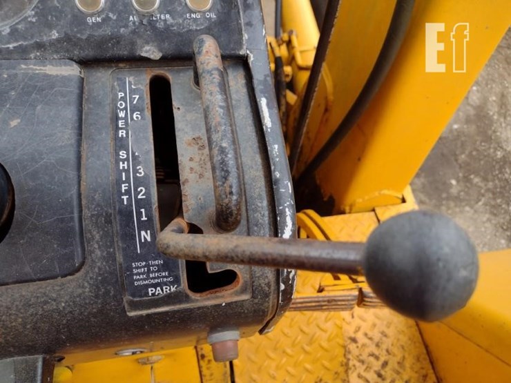 john-deere-510-image-11