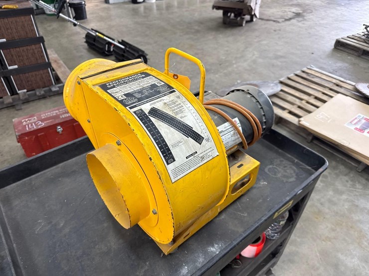 air-systems-international-slb-e8-2-electric-blower-support-equipment-image-2