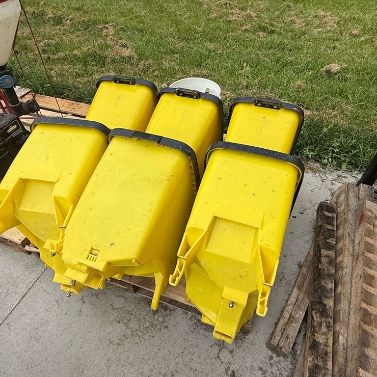 JOHN DEERE 1770