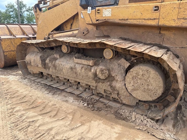 2002-caterpillar-973c-image-9
