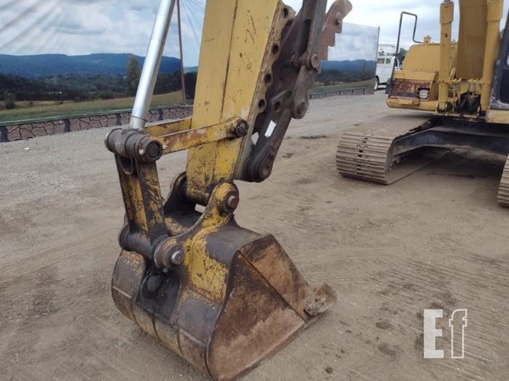 caterpillar-312-image-19