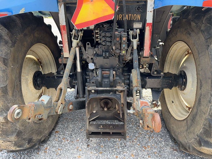 new-holland-t6020-image-18
