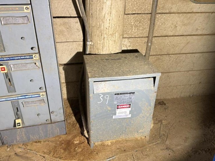 #146-•-electrical-control-center-image-2