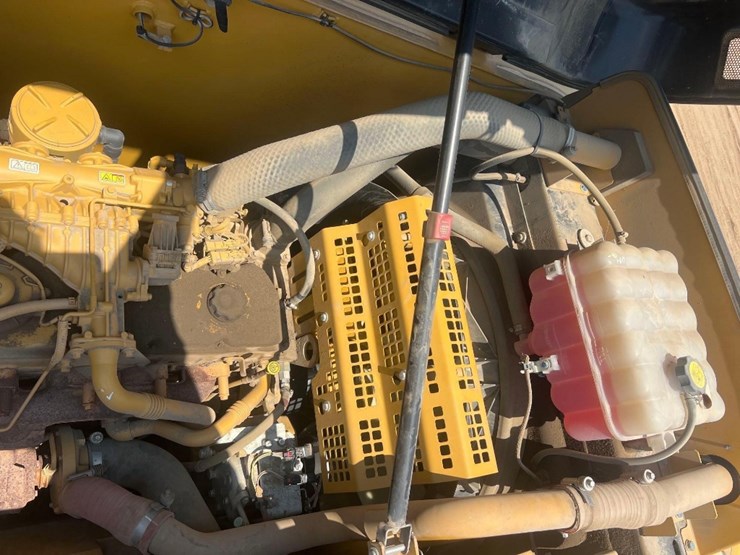 2015-caterpillar-323fl-image-20