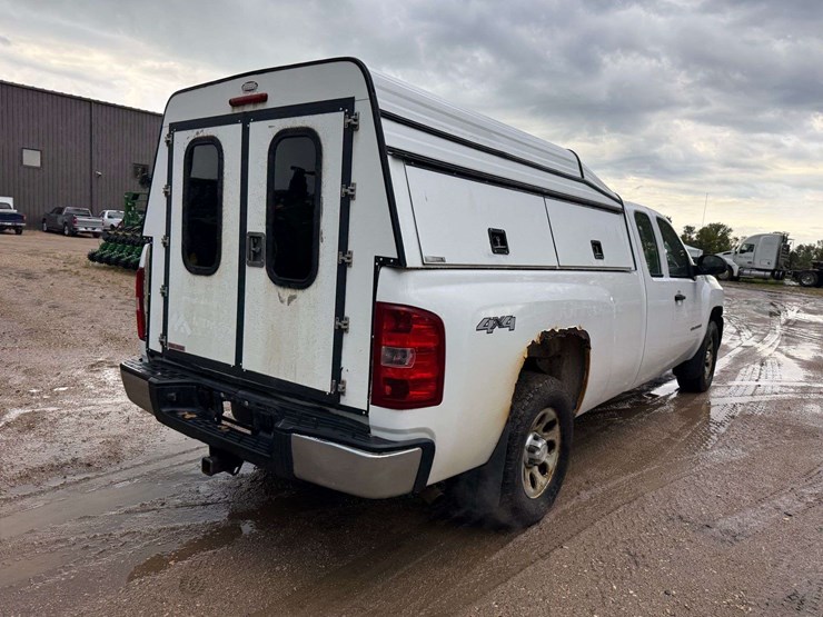 2009-chevrolet-1500-image-5