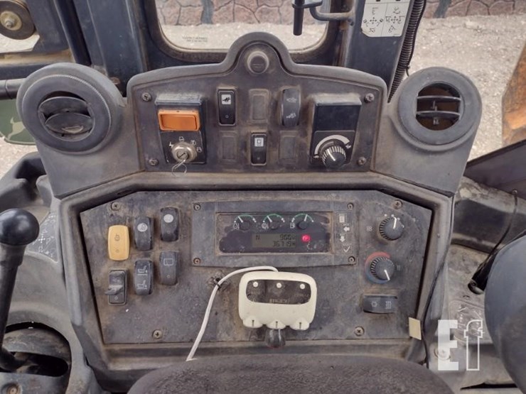 2007-deere-310sj-image-7
