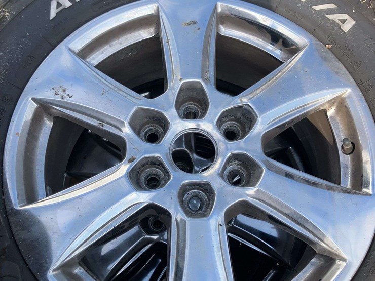 ford-6-bolt-rims-and-lt275/65r18-bfgoodrich-all-terrain-t/a-tires---set-of-4-image-11