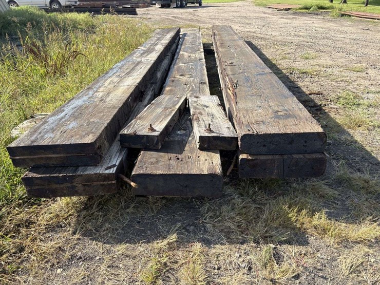(5)-6”x21”x25.5’-creosote-bridge-planks-image-4