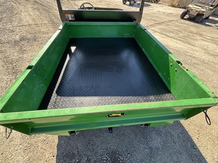 john-deere-gator-image-9