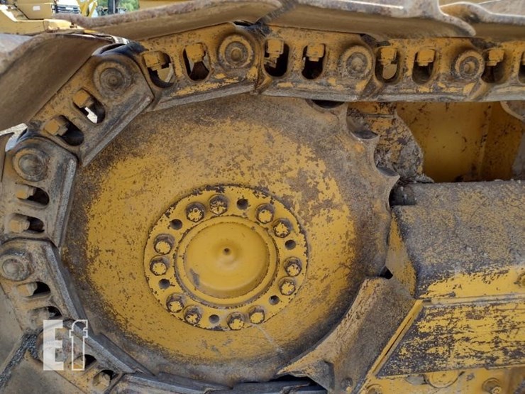 2004-deere-650h-image-29