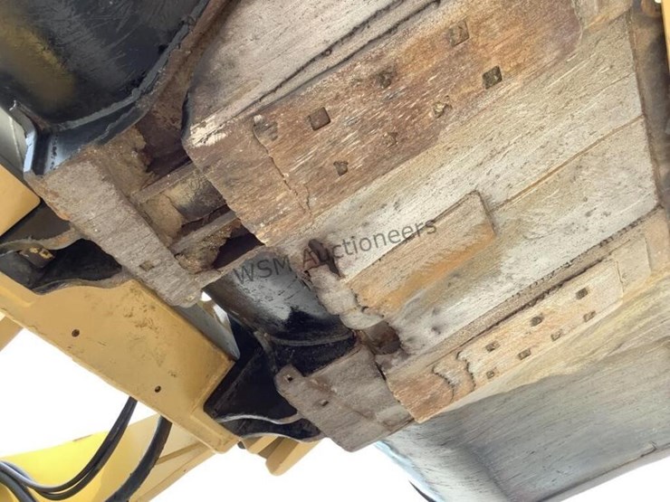 2012-caterpillar-930k-image-46