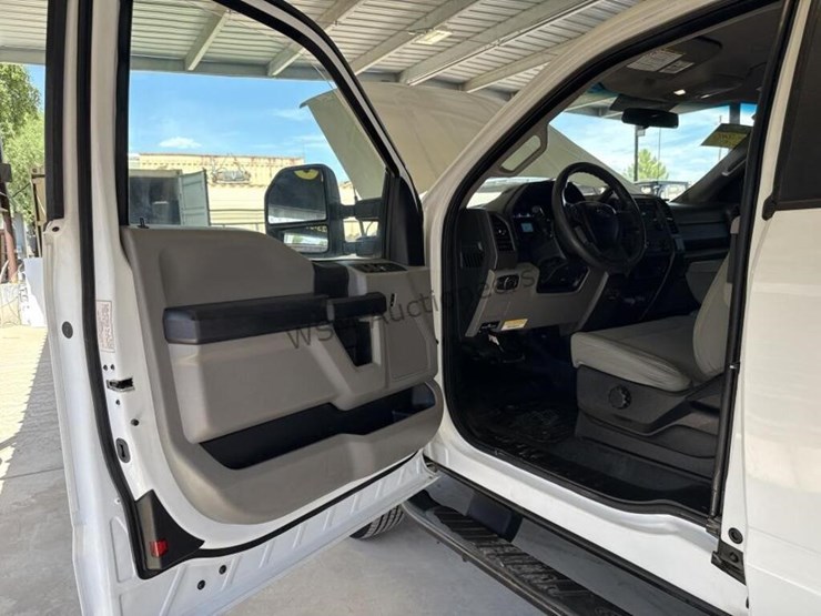 2017-ford-f250-image-23