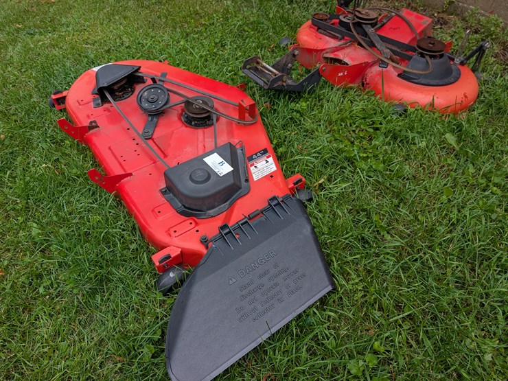 #3004-•-mower-decks-image-2
