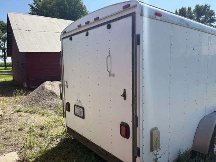 2004-forest-river-cargomate-enclosed-cargo-trailer,-7’x18’,-tandem-axle-with-(2)-3500#-axles,-st205/-image-6