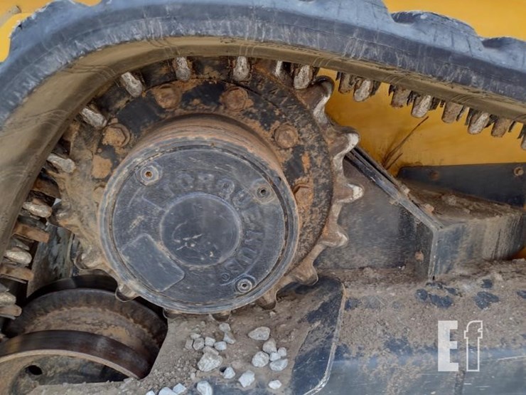 2022-deere-333g-image-28